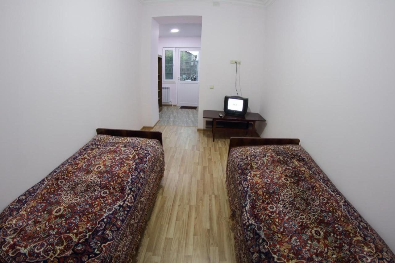 גיומרי Vanand Guest House מראה חיצוני תמונה