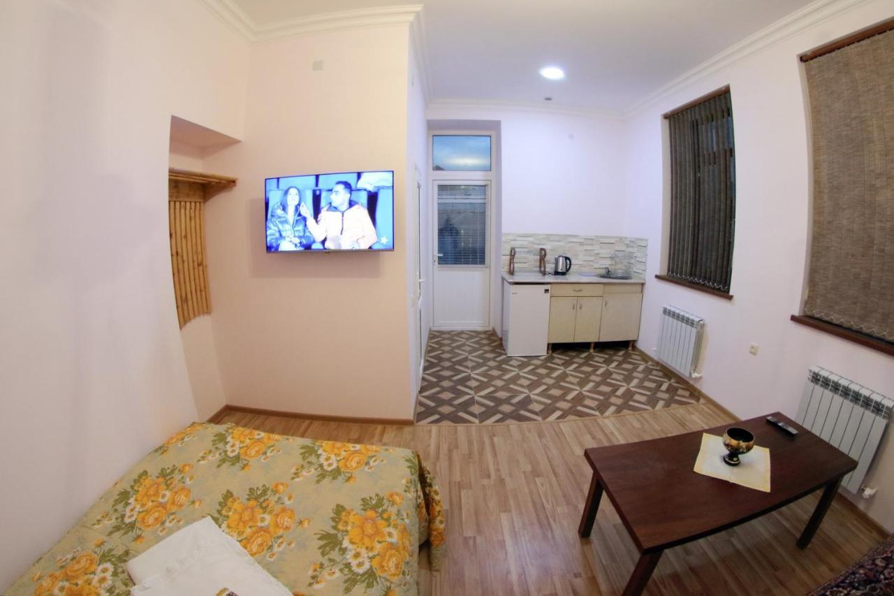 גיומרי Vanand Guest House מראה חיצוני תמונה