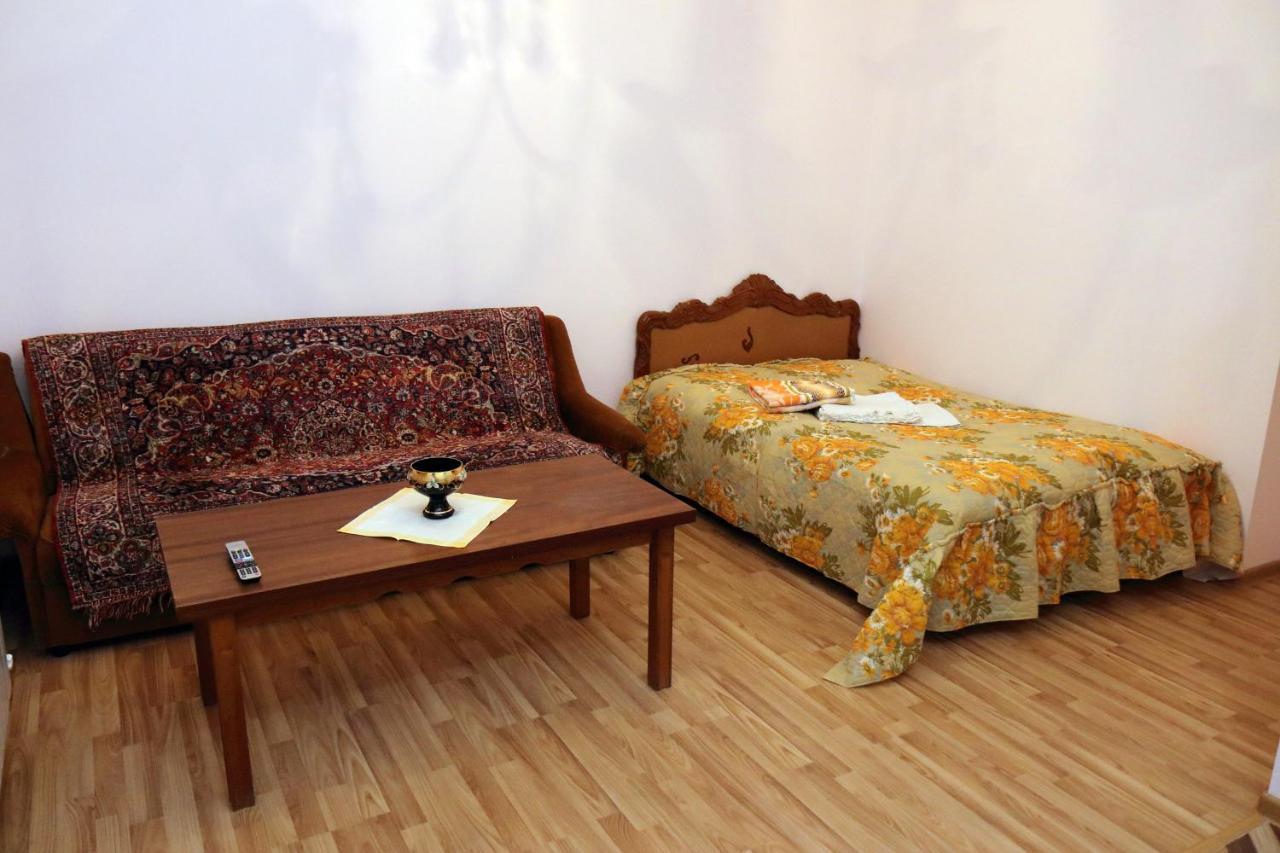 גיומרי Vanand Guest House מראה חיצוני תמונה