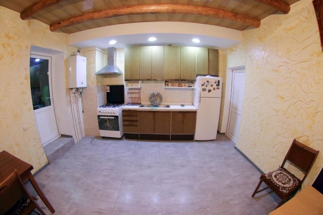 גיומרי Vanand Guest House מראה חיצוני תמונה